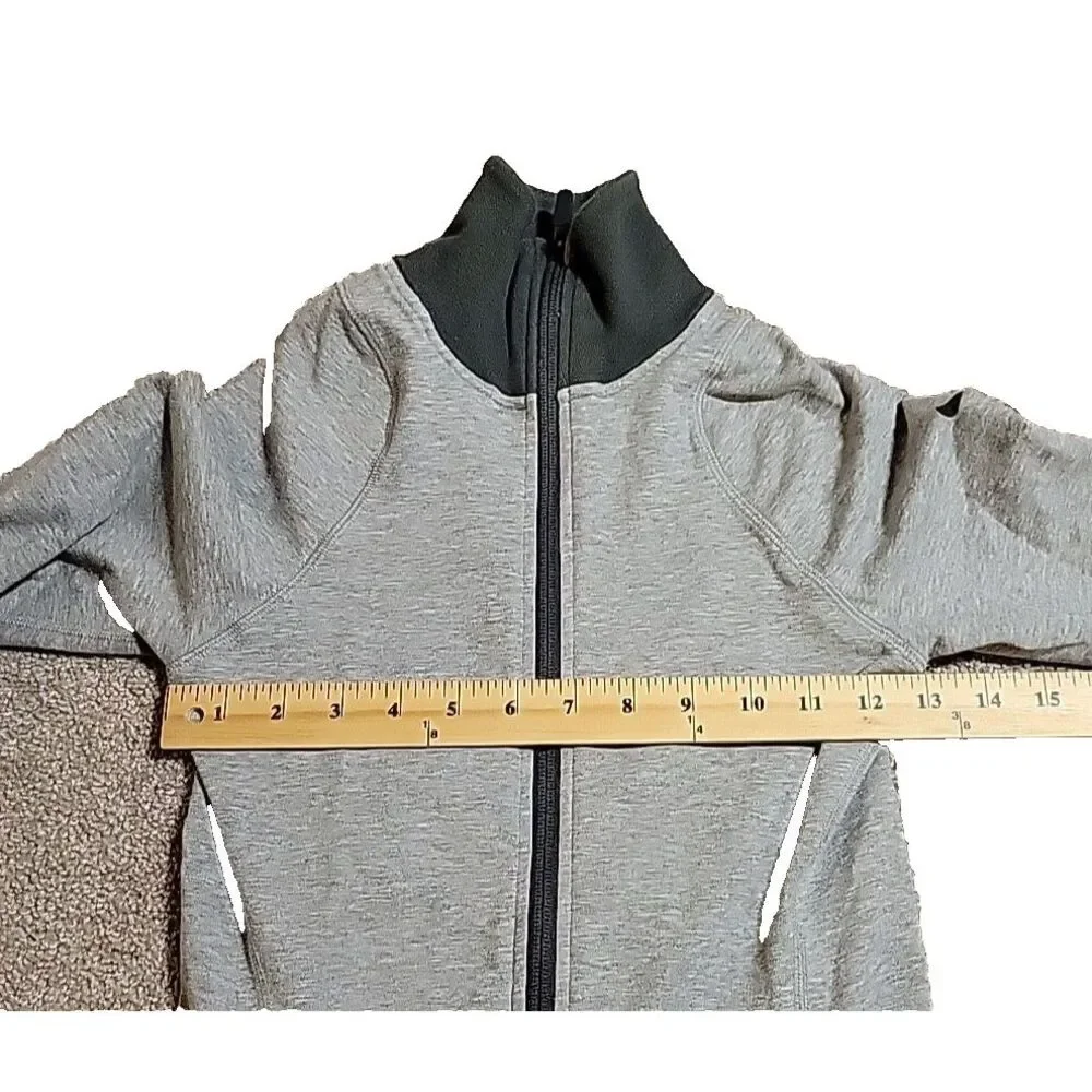 Nike Dri-Fit Jacket Sweatshirt XS Woman GRAY/GREEN  Full Zip Up Athletic‎ Pocket